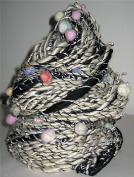 linda scharf handspun yarn/stoneleafmoon.com